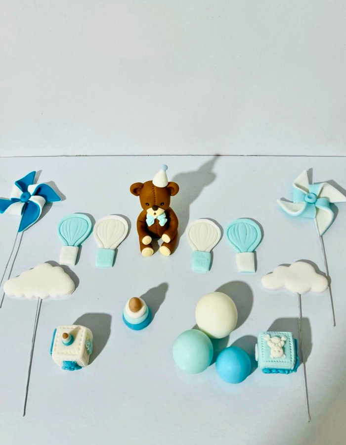 Ursuleț Băiețel - Set Figurine Tort