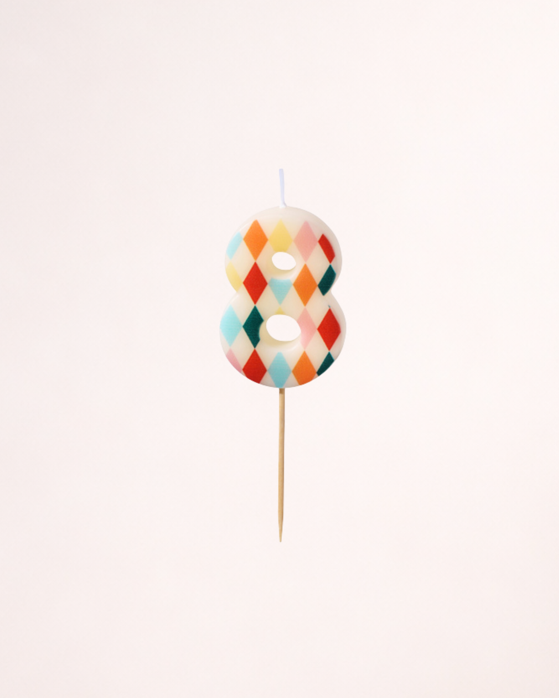 Lumânare aniversară cifra 8 (opt) cu model geometric colorat