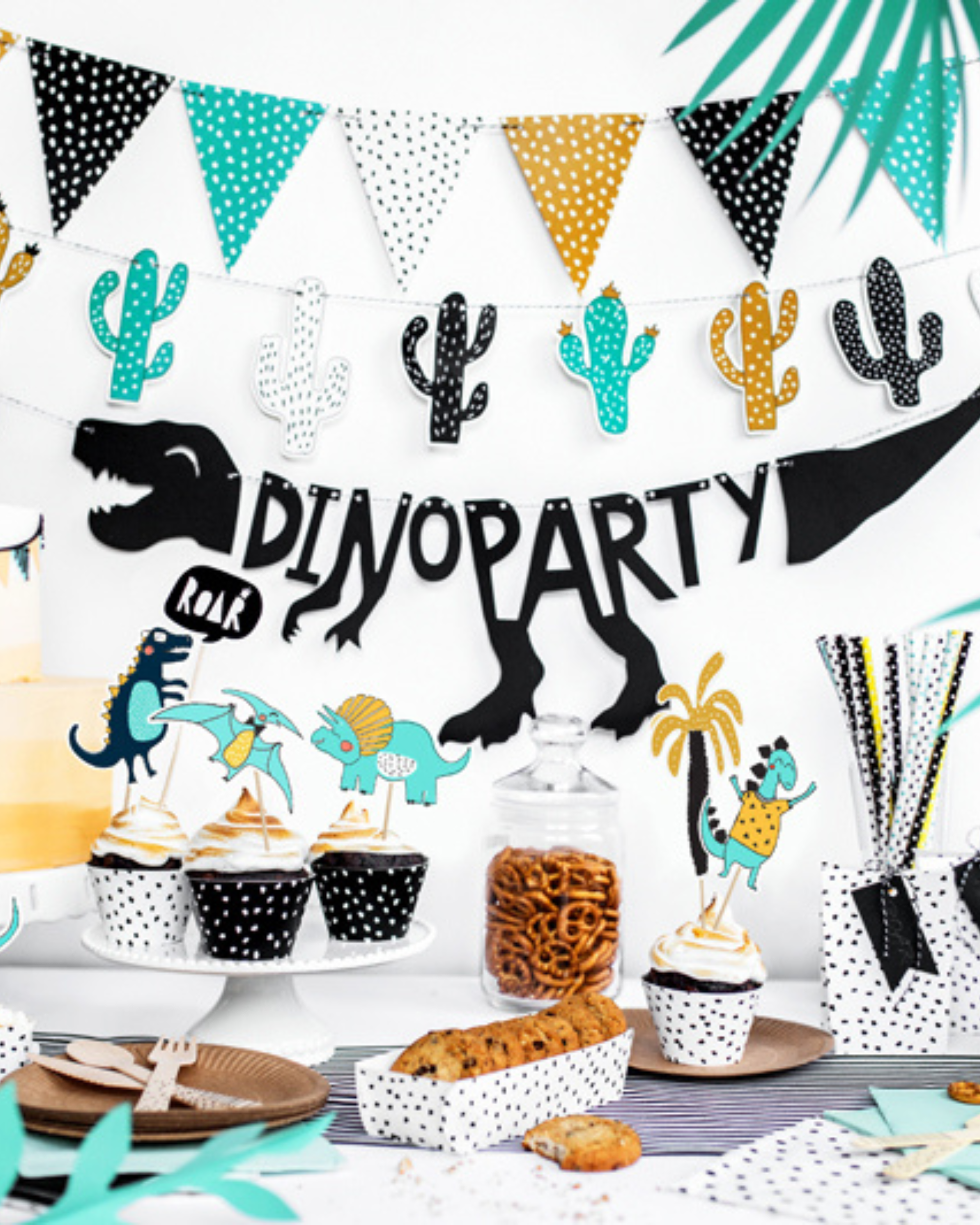 Set de 5 toppere cu dinozauri pentru tort