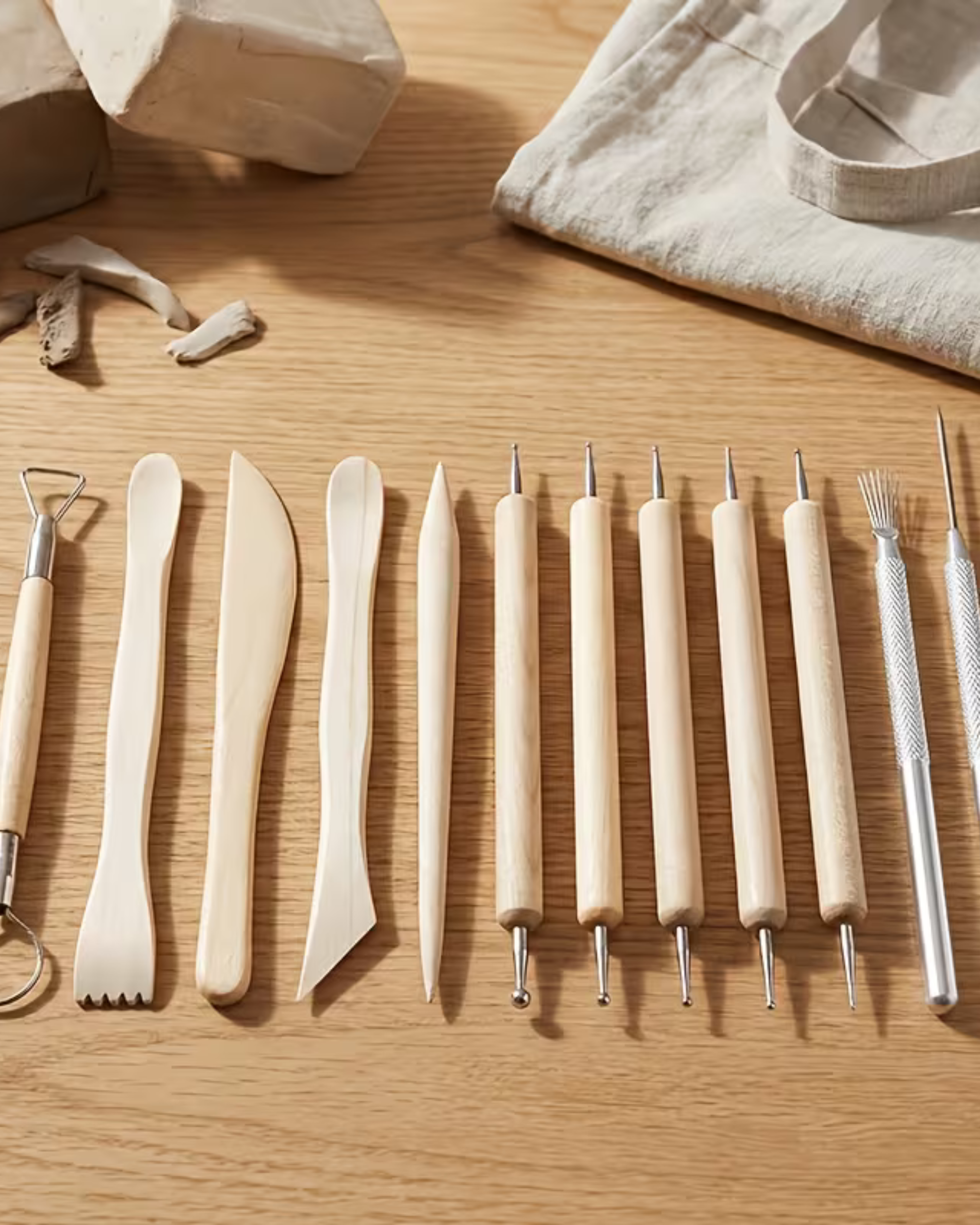 Set 12 ustensile pentru modelaj pastă de zahăr – lemn și metal