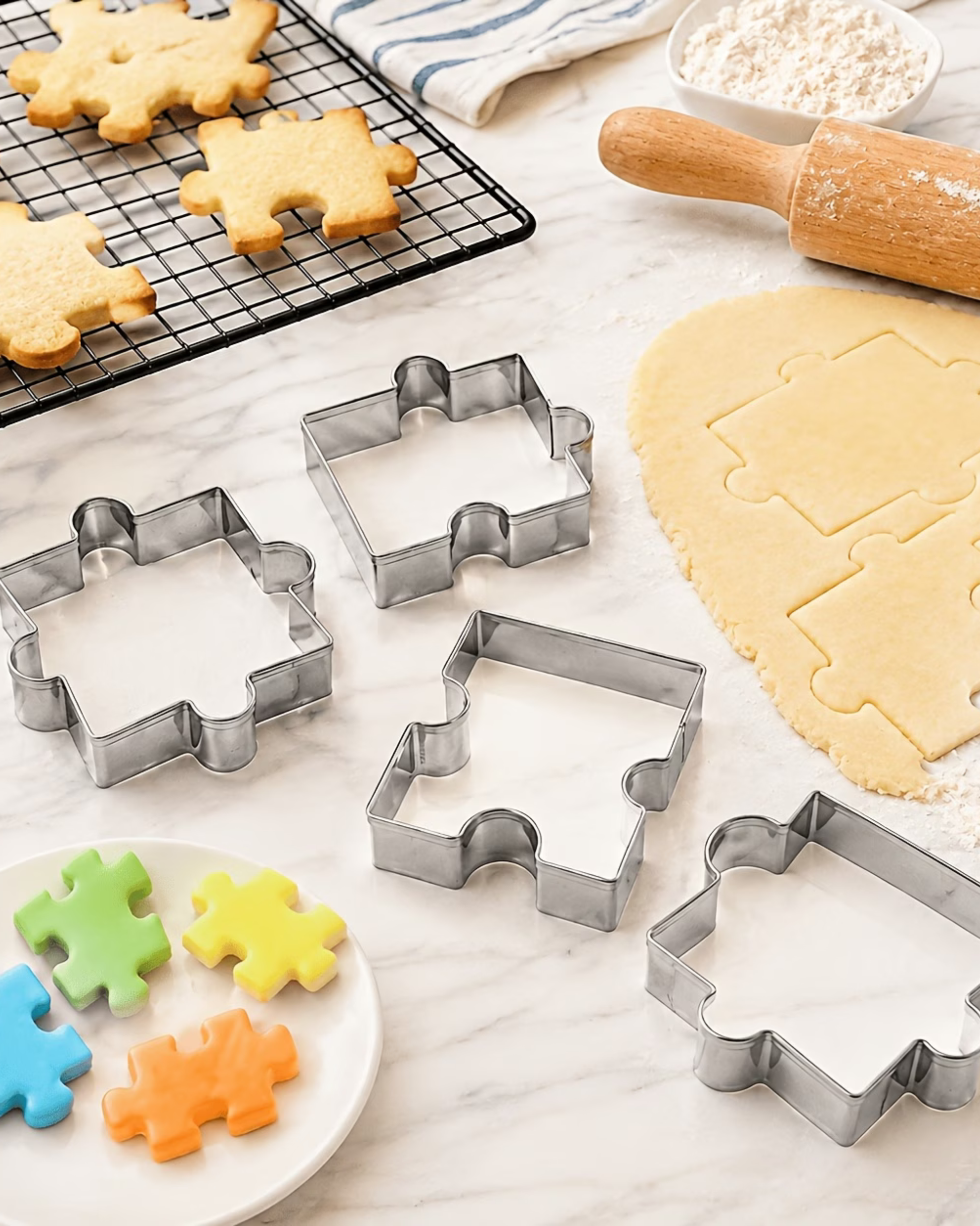 Set 4 decupatoare pentru pastă de zahăr "Puzzle"