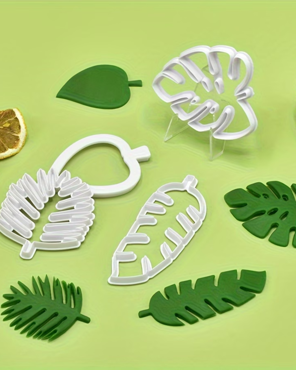 Set 4 decupatoare pentru pastă de zahăr "Frunze"