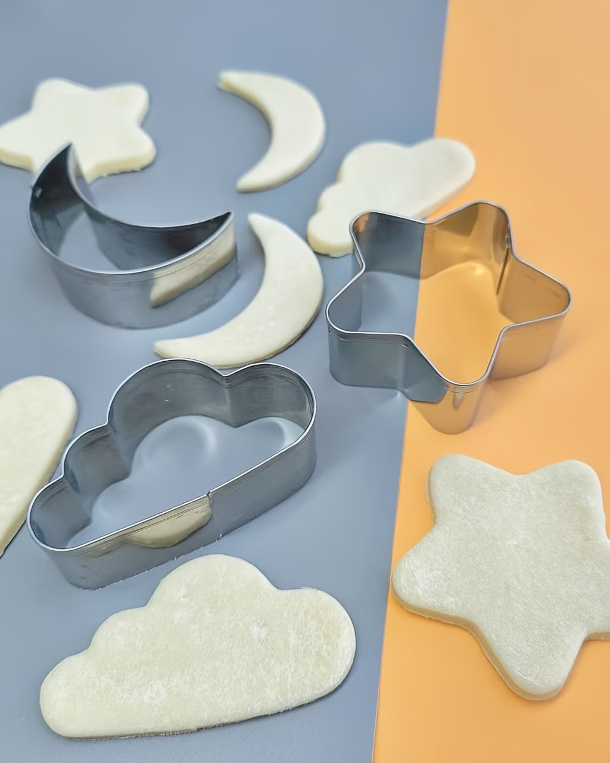 Set 3 decupatoare pentru pastă de zahăr "Stea,Semilună,Nor"