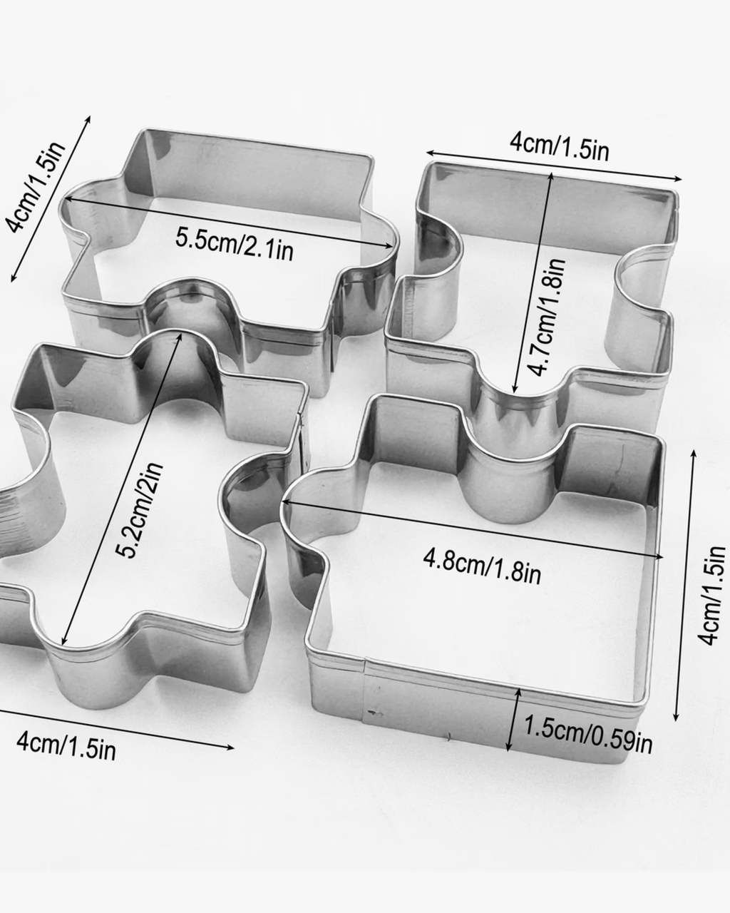 Set 4 decupatoare pentru pastă de zahăr "Puzzle"