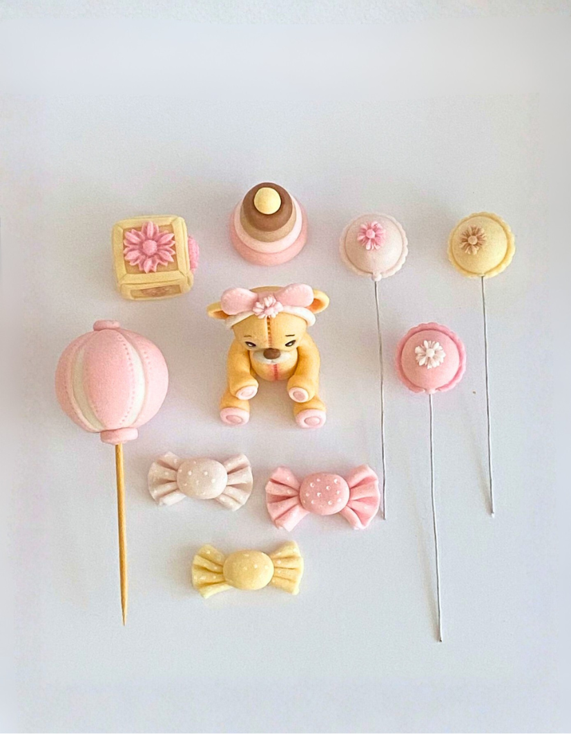 Set Figurine pentru tort - Ursuleț fetiță