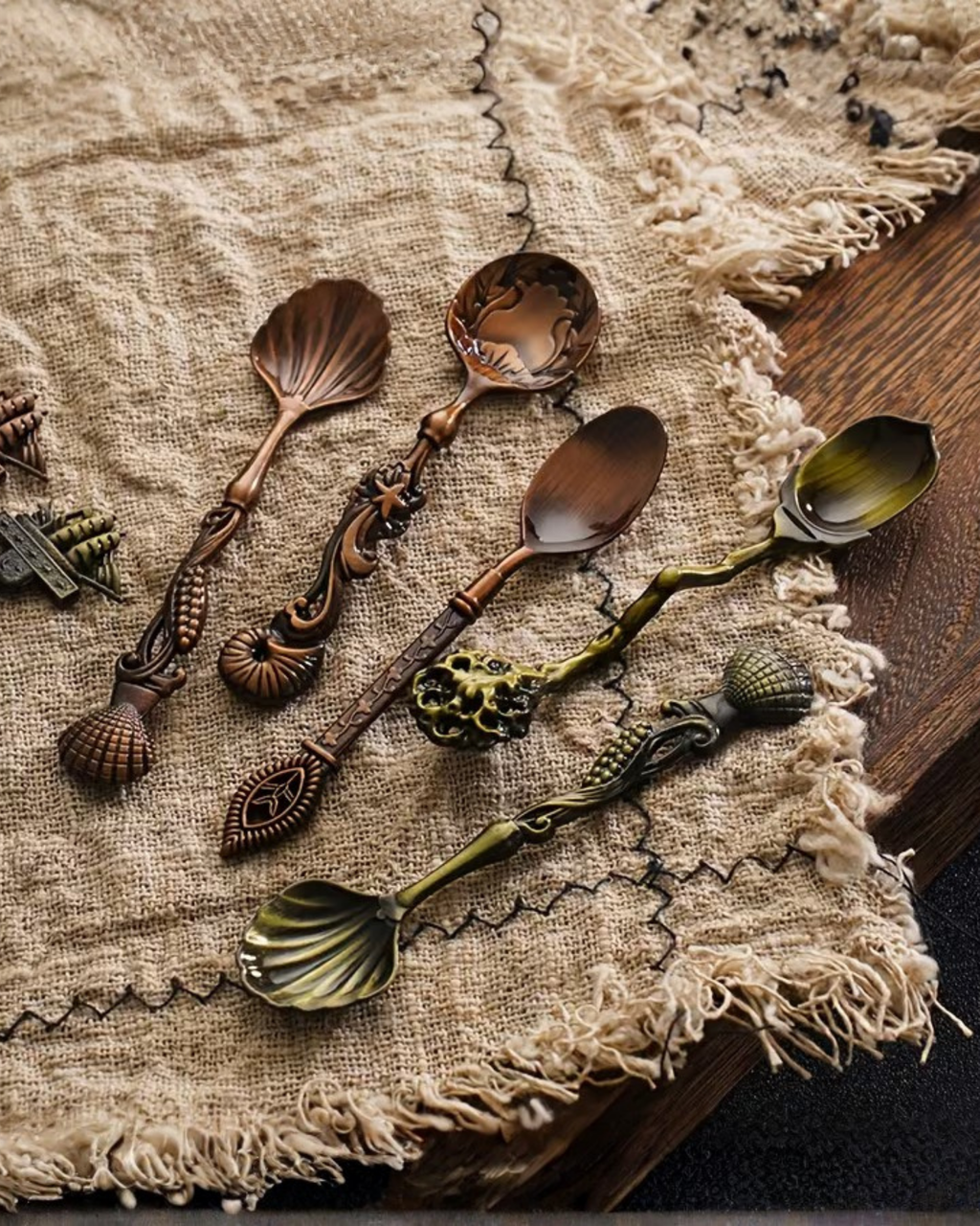 Set 5 lingurițe pentru desert – Design vintage