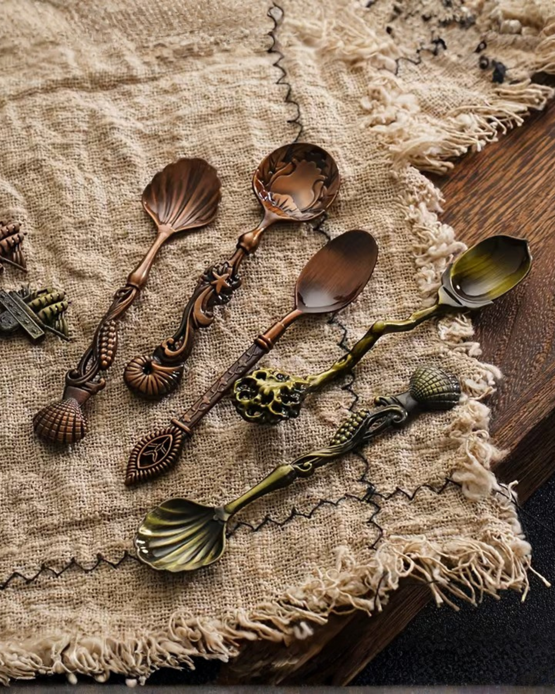 Set 5 lingurițe pentru desert – Design vintage