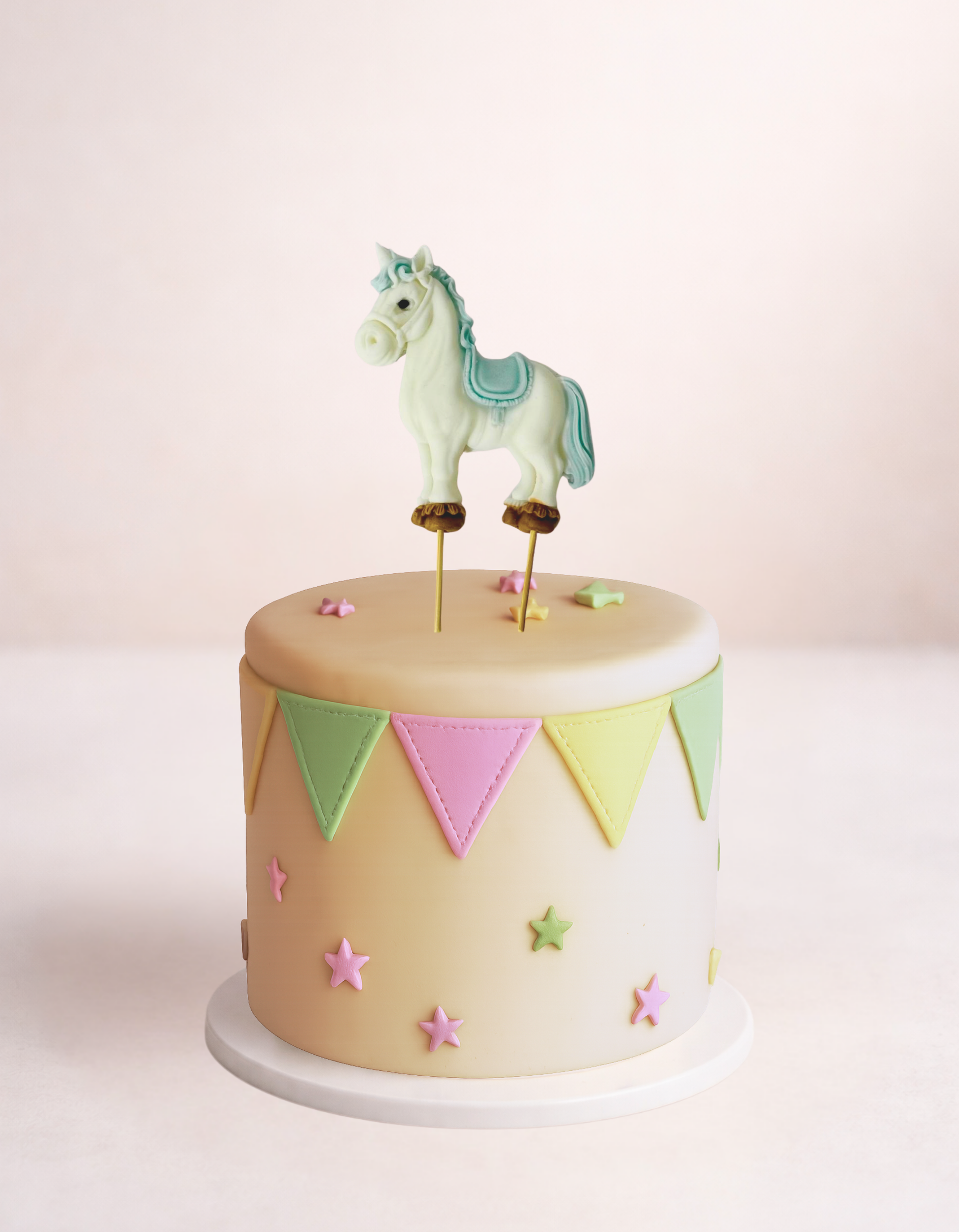 Căluț pe bețișoare - Figurină Tort