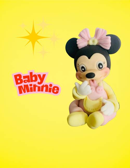 Figurină tort în formă de Baby Minnie Mouse, realizată manual din pastă de zahăr