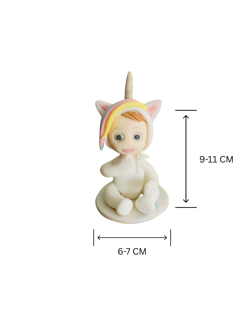 Figurină tort în formă de Bebeluș unicorn, realizată manual din pastă de zahăr