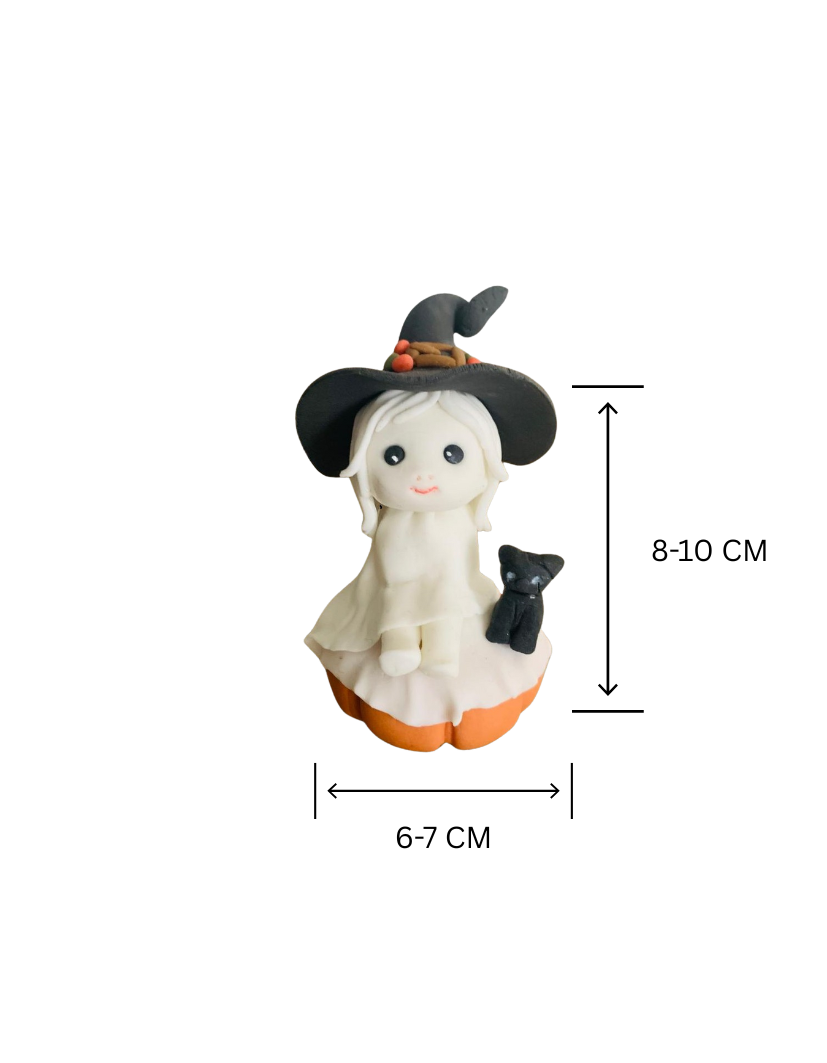 Figurină tort în formă de Baby Fantomă Halloween, realizată manual din pastă de zahăr
