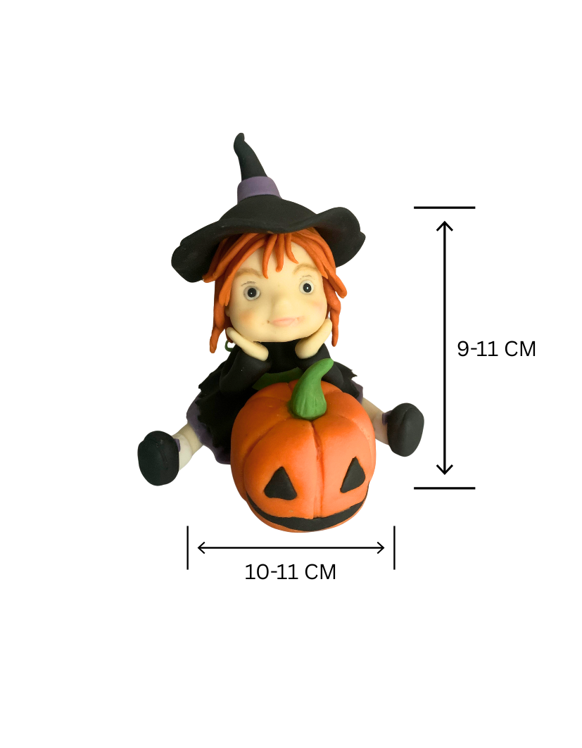 Figurină tort în formă de Fetiță Halloween, realizată manual din pastă de zahăr