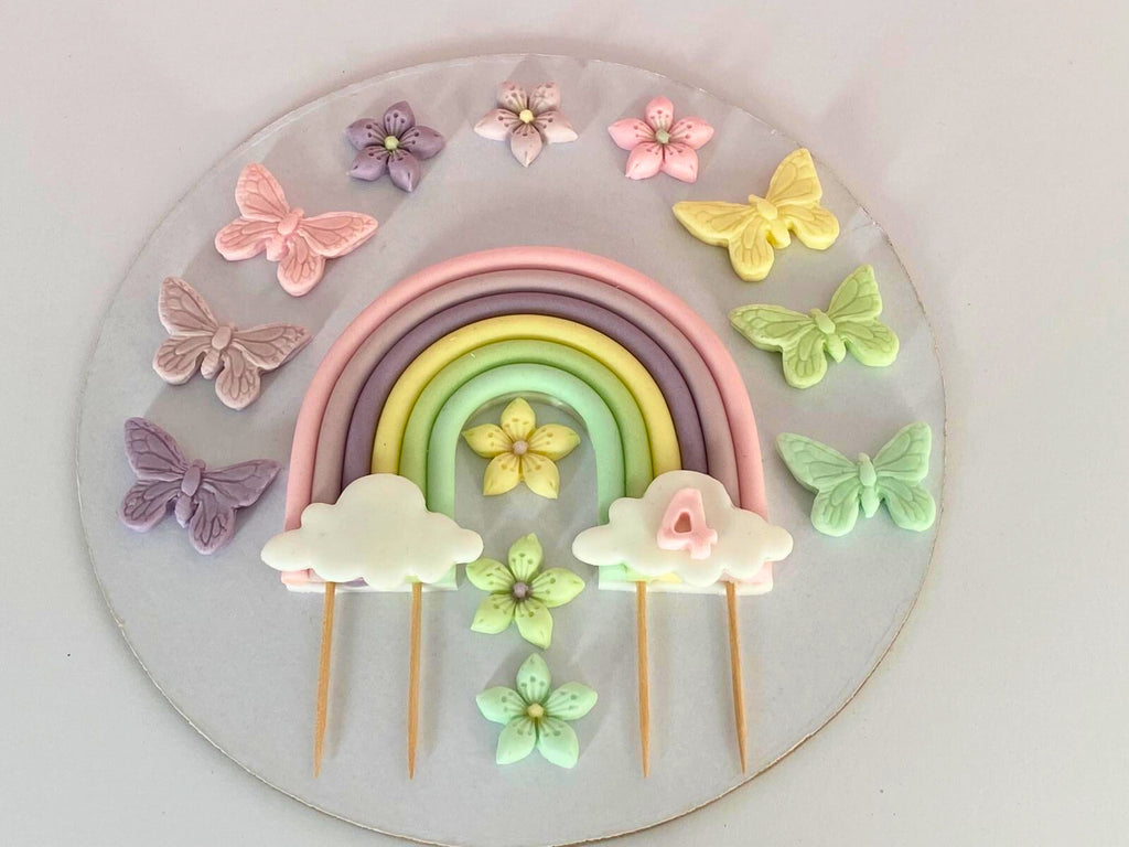 Set figurine pentru tort in forma de Fluturas
