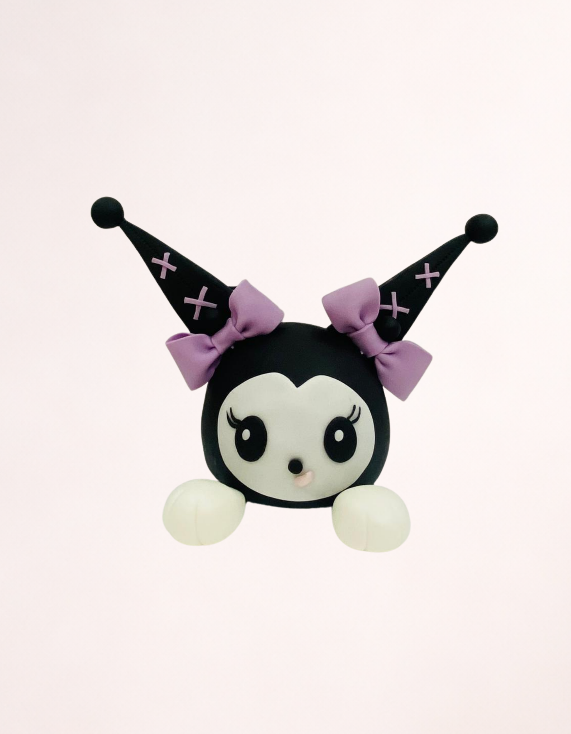 Figurina pentru tort din pasta de zahar in forma de Kuromi