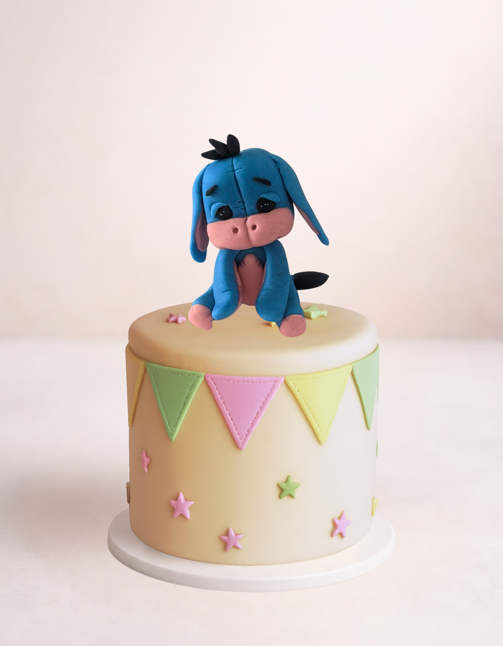 Figurina pentru tort din pasta de zahar in forma de Magarusul Eeyore