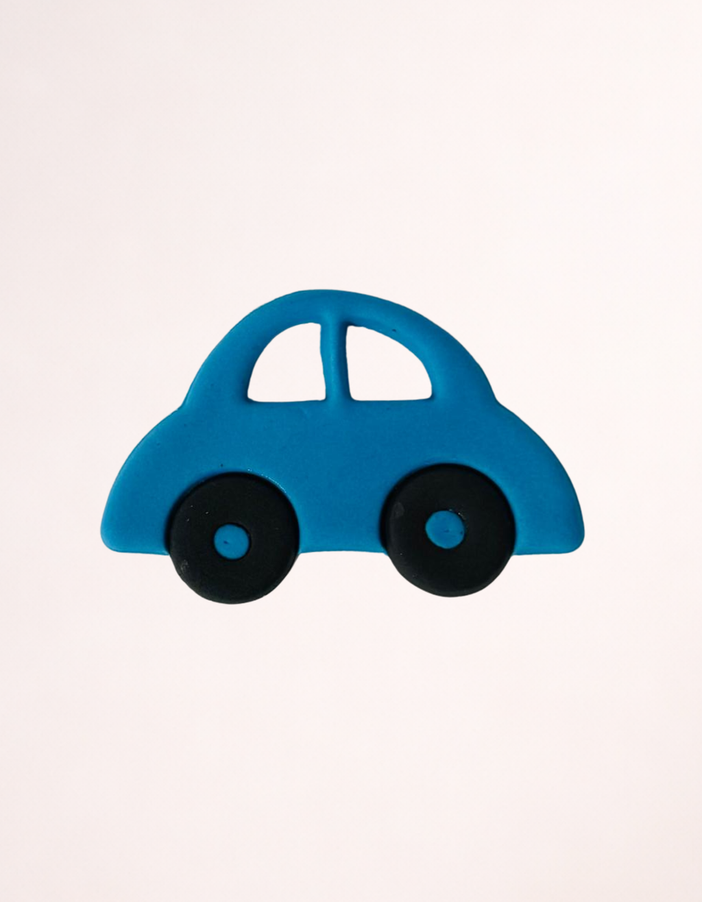 Figurina pentru tort din pasta de zahar in forma de masinuta