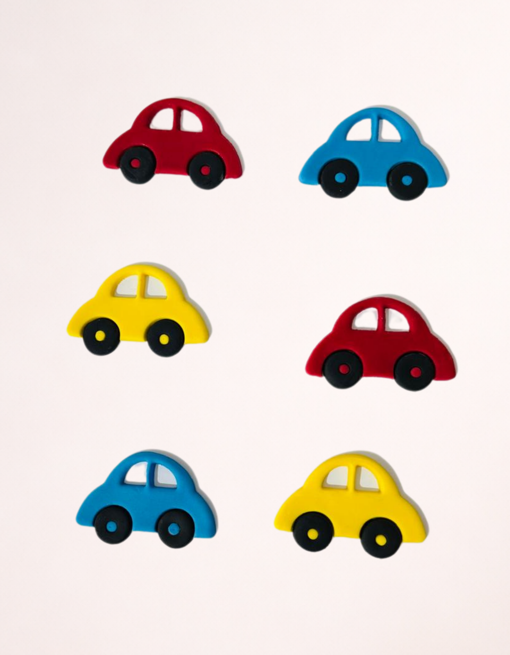 Figurina pentru tort din pasta de zahar in forma de masinuta