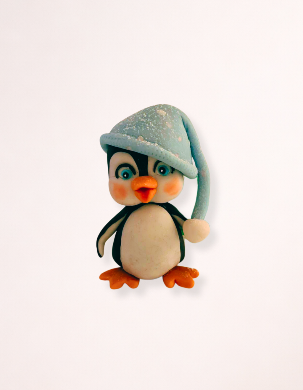 Figurina pentru tort din pasta de zahar in forma de Pinguin Craciun