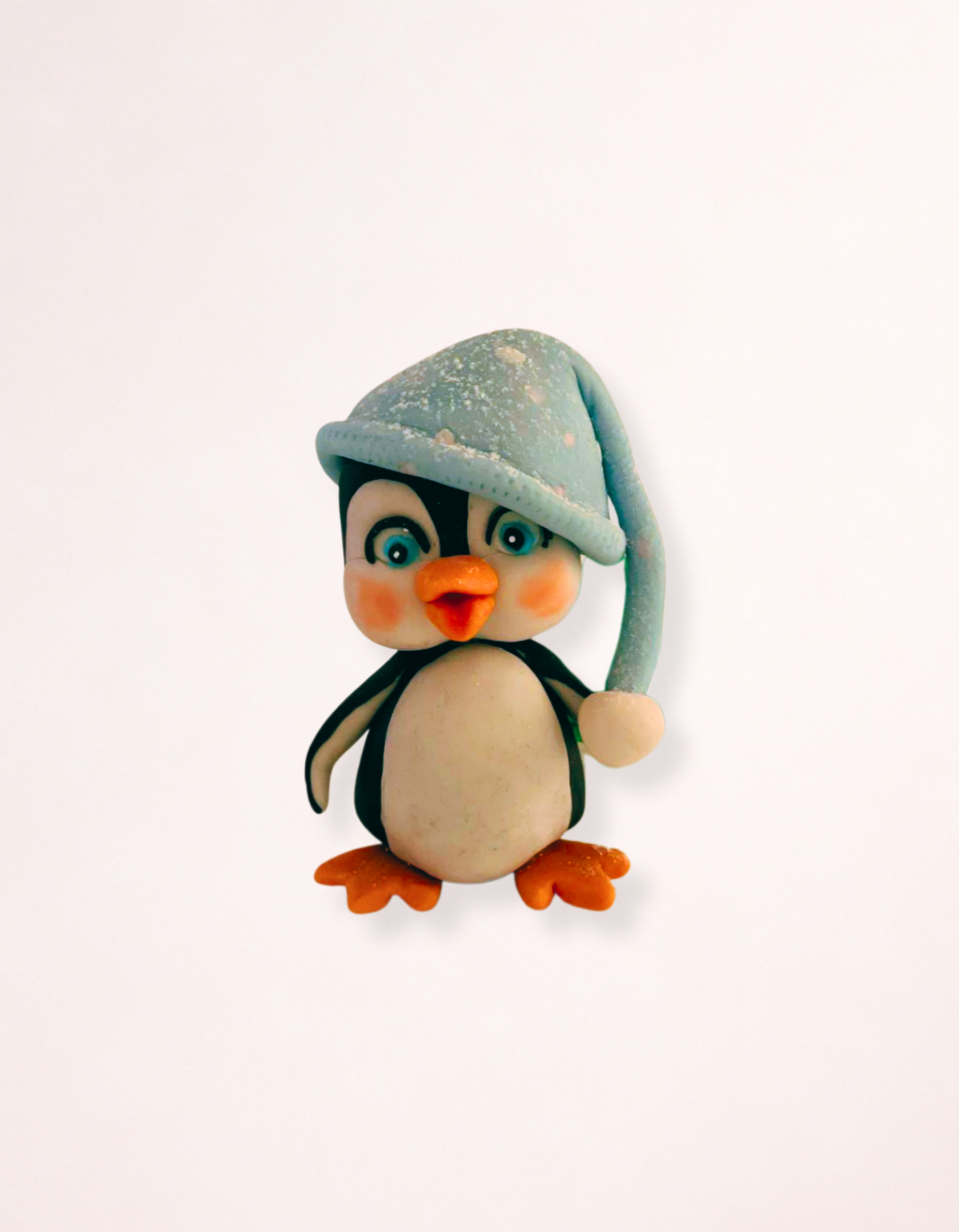 Figurina pentru tort din pasta de zahar in forma de Pinguin Craciun