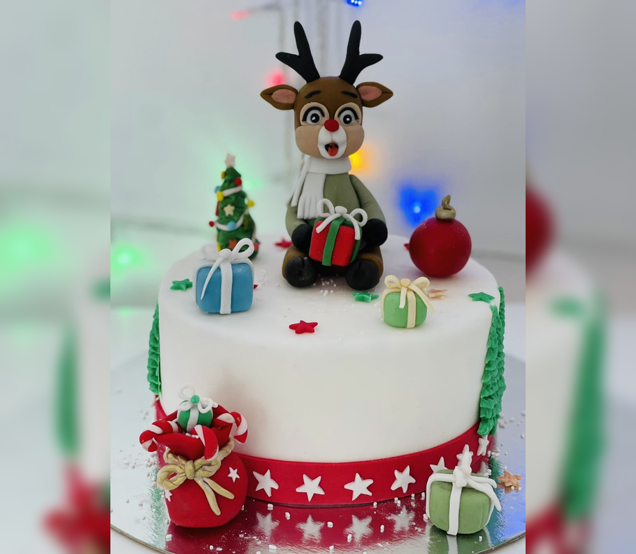 Figurina pentru tort in forma de ren de Craciun