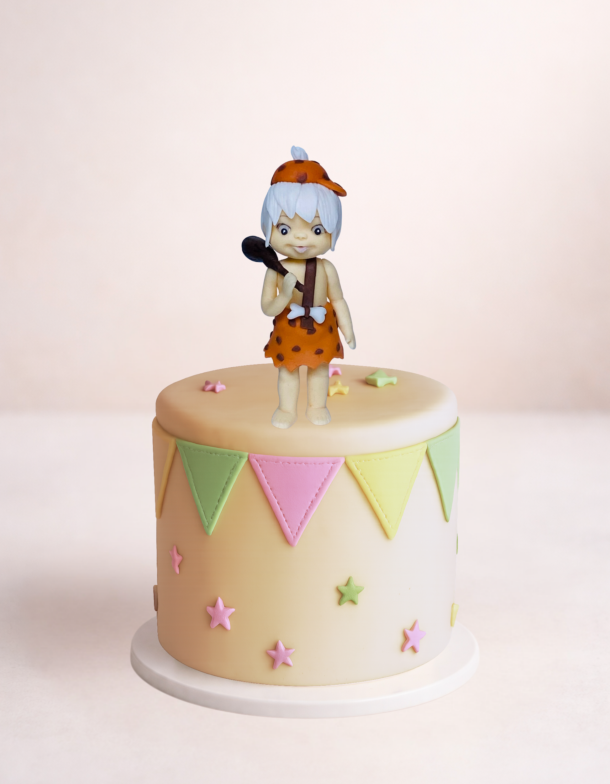 Figurina pentru tort din pasta de zahar in forma de Bamm Bamm. Topper tort