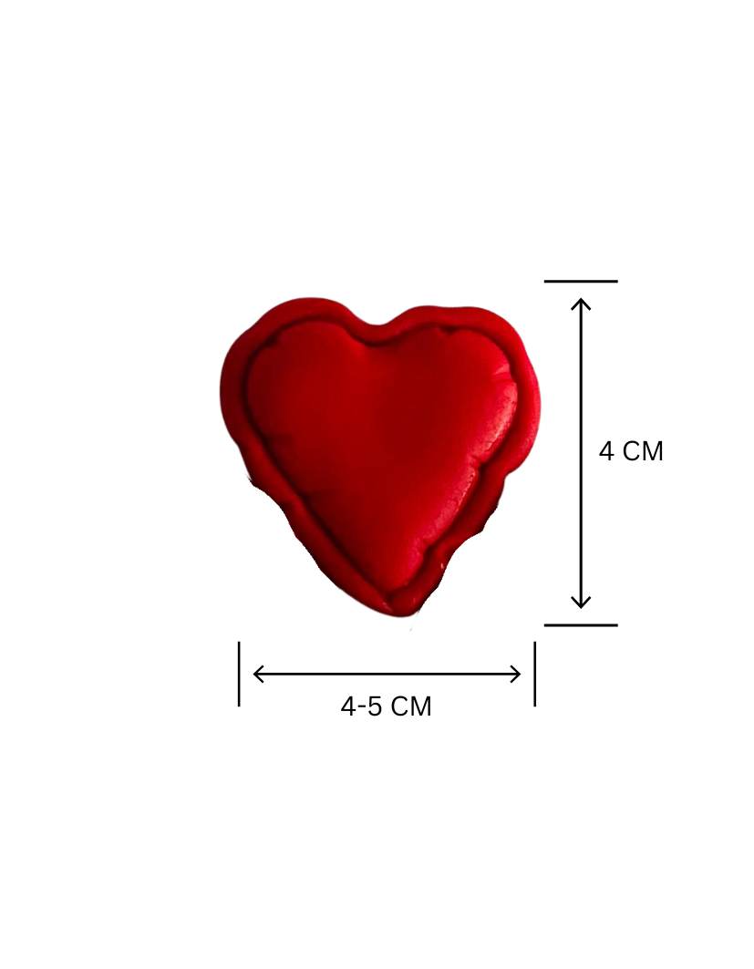 Set Figurine pentru tort - 10 inimioare roșii
